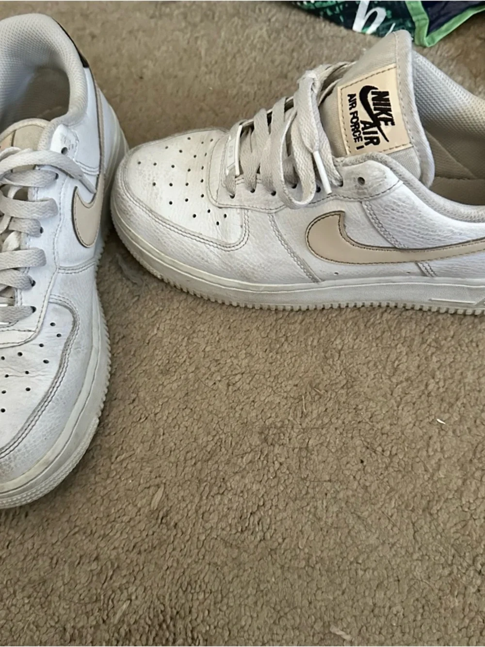 Nike Air Force 1 Sneakers